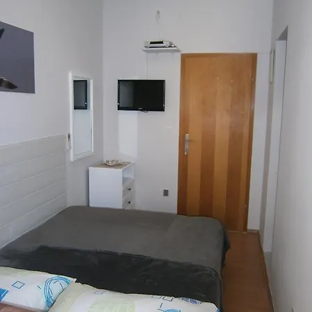 Studio 2738a